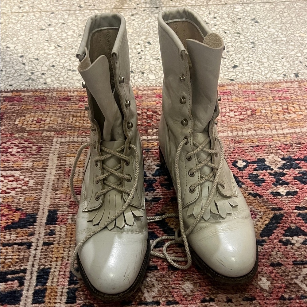 Cream Lace-Up Women's Justin Leather Boots 8.5
